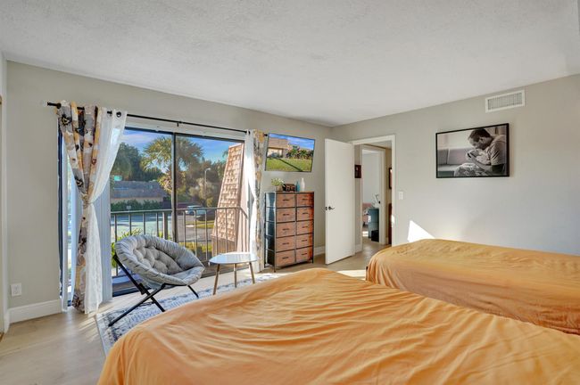 804 Waterview Dr, Condo with 3 bedrooms, 3 bathrooms and null parking in Palm Springs FL | Image 24