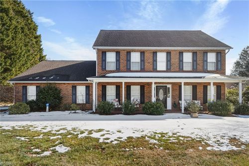 6012 Aaron Place Ln, Kernersville, NC, 27284-7572 | Card Image