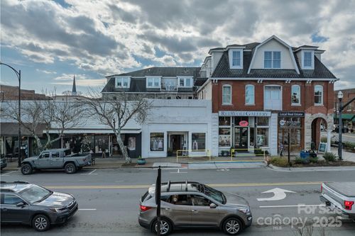 12 E Main St, Brevard, NC, 28712-3738 | Card Image