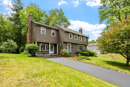 6 Redwood St, Townsend, MA, 01469-1318 | Card Image