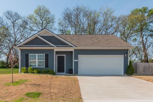1840 Holdens Holw, Columbia, TN, 38401-6936 | Card Image