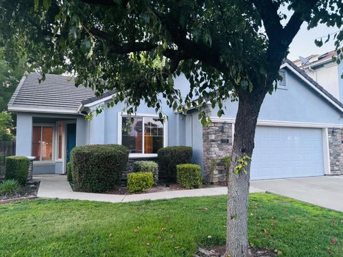 121 Gold Nugget Dr, Valley Springs, CA, 95252-8591 | Card Image