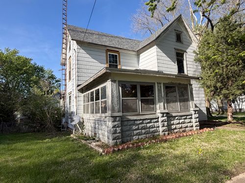 385 E Main St, Sheldon, IL, 60966-8409 | Card Image