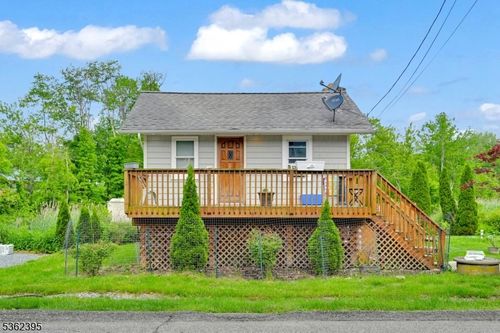 3 Riverside Rd, Hewitt, NJ, 07421-1529 | Card Image