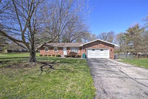 17 Montez Dr, Decatur, IL, 62526-1629 | Card Image