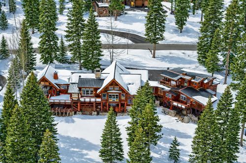 2221 Silver Fox Ct, Truckee, CA, 96161-3198 | Card Image