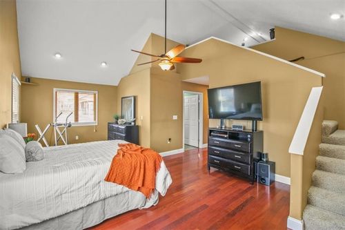 4216 S Union St, Independence, MO, 64055-4560 | Card Image