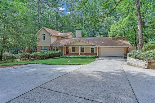 1631 Harts Mill Rd Ne, Brookhaven, GA, 30319-1817 | Card Image