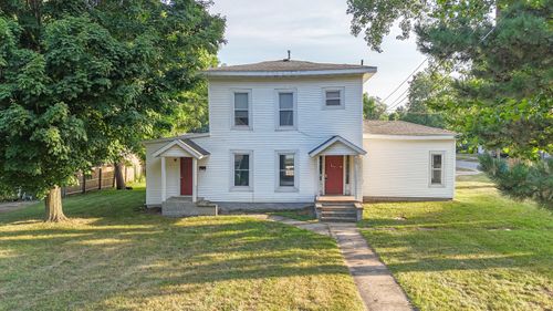 423 E Division St, Dowagiac, MI, 49047-1476 | Card Image
