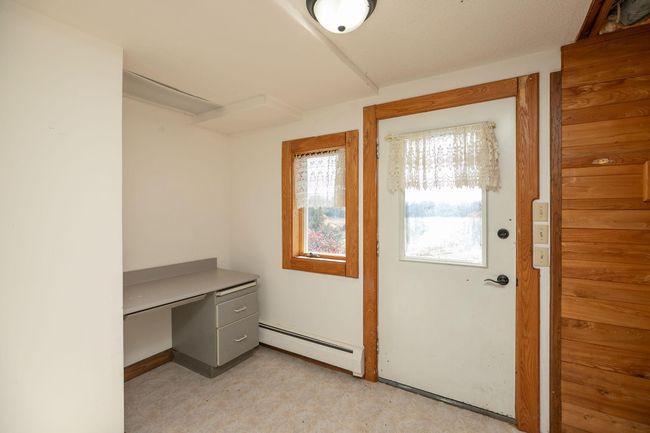 45-web-or-mls-45-Mudroom.jpg | Image 45