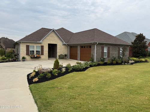 1445 Highland Dr, Dyersburg, TN, 38024-8941 | Card Image