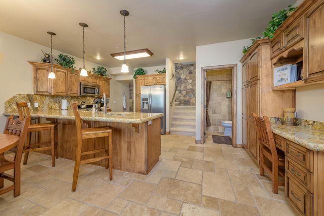 Kitchen/Bath | Image 12
