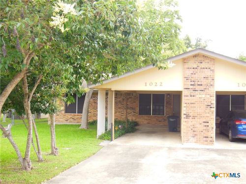 1022 Clover Cir, New Braunfels, TX, 78130-6520 | Card Image
