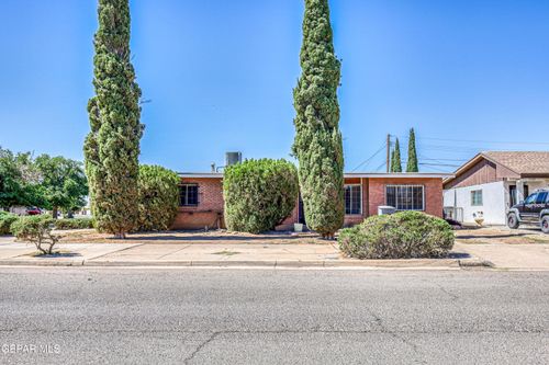 5144 Raymond Telles Dr, El Paso, TX, 79924-7131 | Card Image