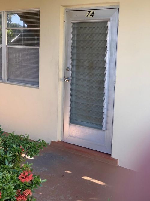 d-74 Sheffield D, West Palm Beach, FL, 33417-1559 | Card Image