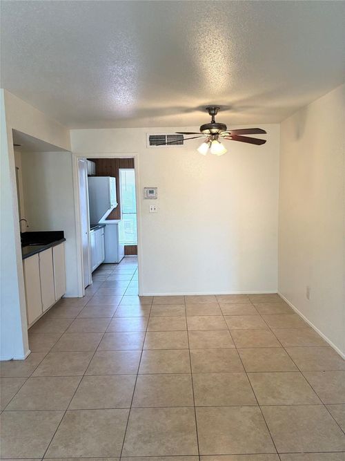 apt-1606-8405 Wilcrest Dr, Houston, TX, 77072-4316 | Card Image