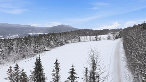 1090 Center Rd, Irasburg, VT, 05845-9442 | Card Image