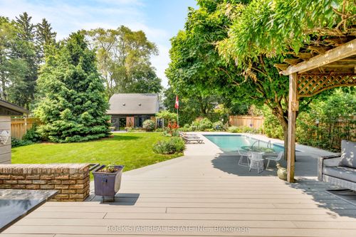 946 Glenwood Ave, Burlington, ON, L7T2K2 | Card Image