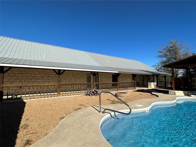 2 - 1673 County Road 295, House other with 4 bedrooms, 3 bathrooms and null parking in Hico TX | Image 9