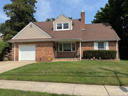 b-187 E 11th St, Huntington Station, NY, 11746-1819 | Card Image