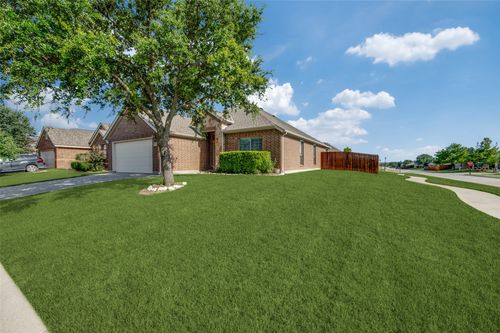 501 Mustang Trl, Celina, TX, 75009-4654 | Card Image