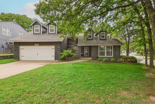 9804 Lakewood Pl, Tulsa, OK, 74137-5032 | Card Image