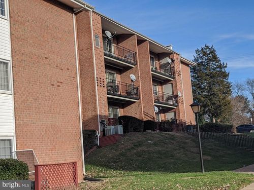 231-635 Waterloo Rd, WARRENTON, VA, 20186-3017 | Card Image