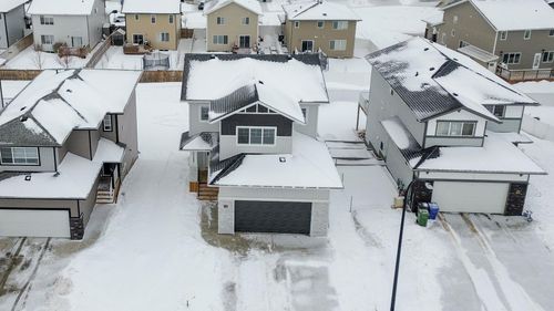 38 Thayer Close, Red Deer, AB, T4P0W7 | Card Image