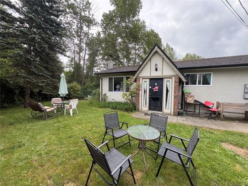 295 Centennial Dr, Courtenay, BC, V9N5R6 | Card Image