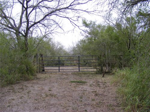 10722 County Road 249, Mathis, TX, 78368-4624 | Card Image