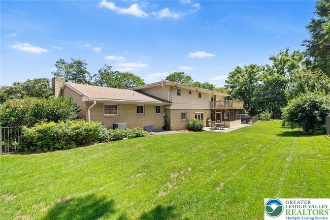 1048 N 27 Th St, House other with 4 bedrooms, 4 bathrooms and null parking in Allentown PA | Image 34