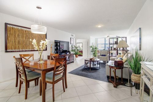 apt-101-2524 Nw 104th Ave, Sunrise, FL, 33322-6332 | Card Image