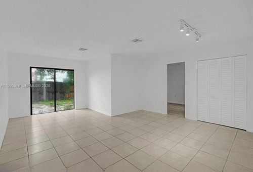 3876 Nw 207th Street Rd, Miami Gardens, FL, 33055-1141 | Card Image