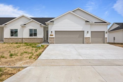 4518 Nw 17th St, Ankeny, IA, 50023-1261 | Card Image