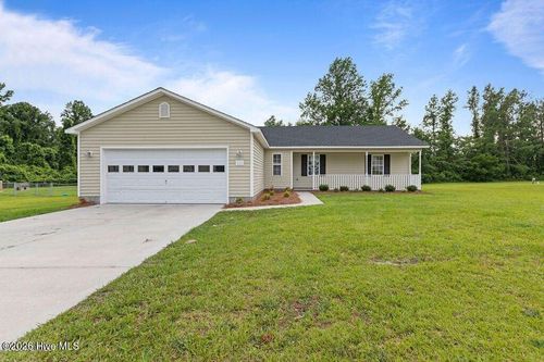 111 Howell Dr, Jacksonville, NC, 28540-7195 | Card Image