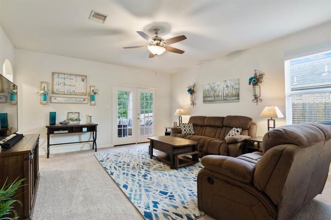 7551 Fettle Ln, House other with 3 bedrooms, 2 bathrooms and 2 parking in Conroe TX | Image 15