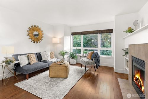 5955 Delridge Way Sw, Seattle, WA, 98106-1447 | Card Image