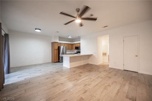 1057-5415 W Harmon Ave, Las Vegas, NV, 89103-5098 | Card Image
