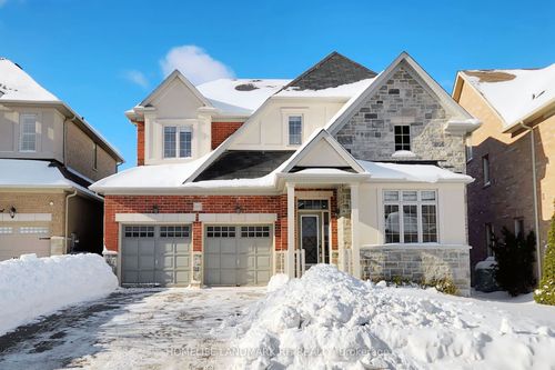 1031 Blackhall Cres, Newmarket, ON, L3X0B2 | Card Image