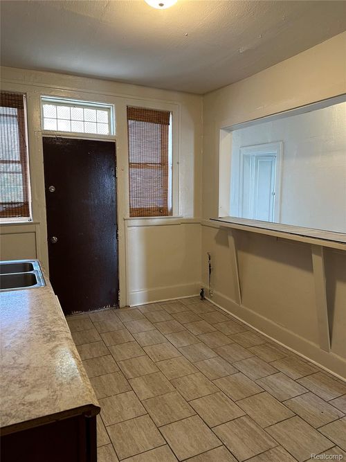 apt-3e-35 Trowbridge St, Detroit, MI, 48202-1378 | Card Image