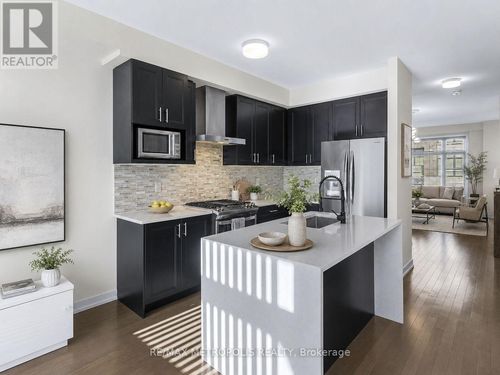 2521 Castlegate Cross, Pickering, ON, L1X0H7 | Card Image
