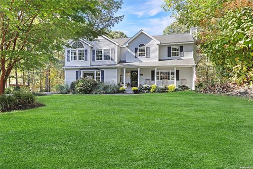 18 Diane Drive, Manorville, NY, 11949 | Card Image