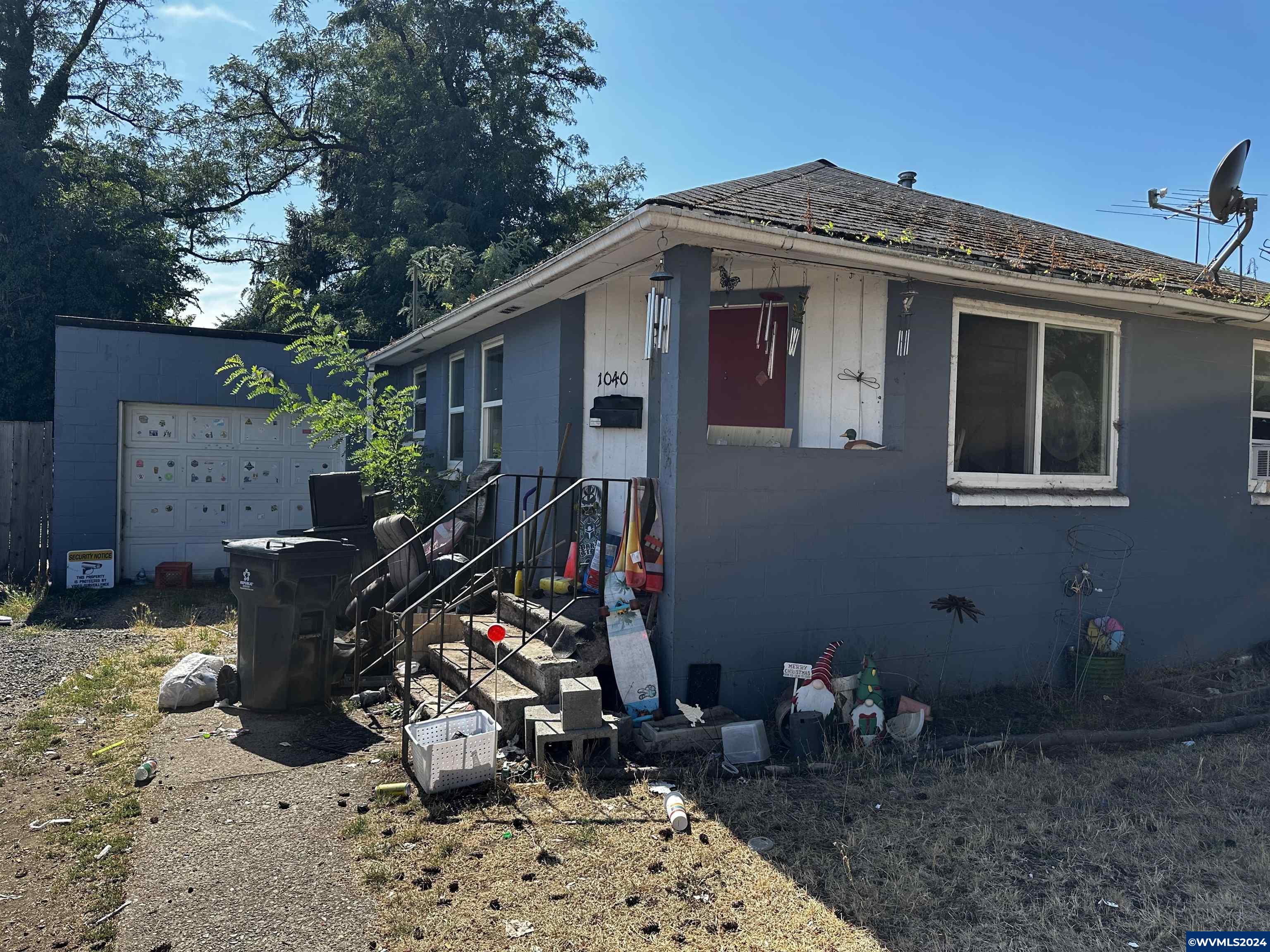 Locust St, Salem, OR 97301