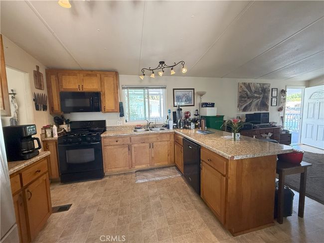 328 Mars Ct, House other with 3 bedrooms, 2 bathrooms and 2 parking in Nipomo CA | Image 6