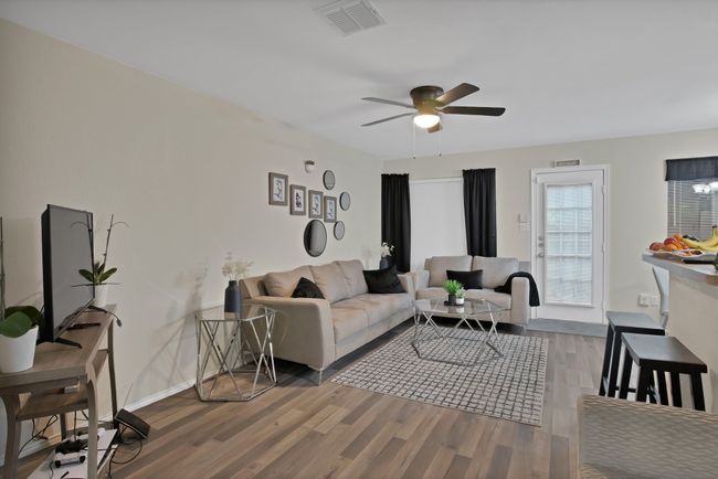 5652 Giddyup Ln, Townhouse with 4 bedrooms, 3 bathrooms and null parking in Fort Worth TX | Image 8