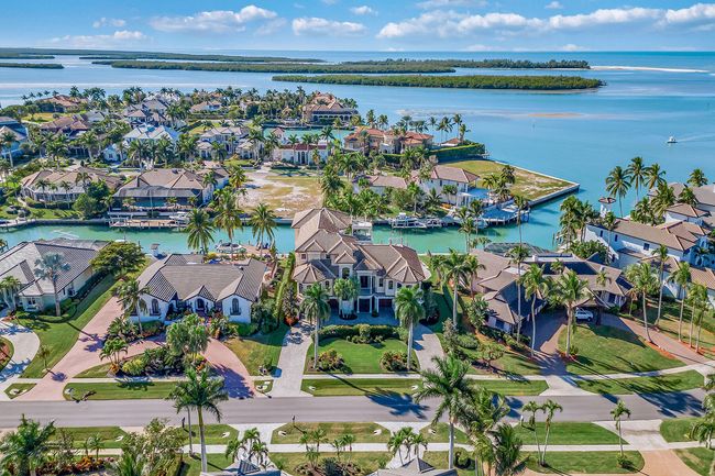 1547 Caxambas Dr, House other with 5 bedrooms, 7 bathrooms and null parking in Marco Island FL | Image 49