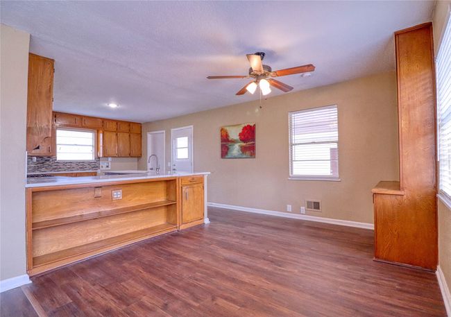 516 S Church St, House other with 3 bedrooms, 2 bathrooms and null parking in Pilot Point TX | Image 17