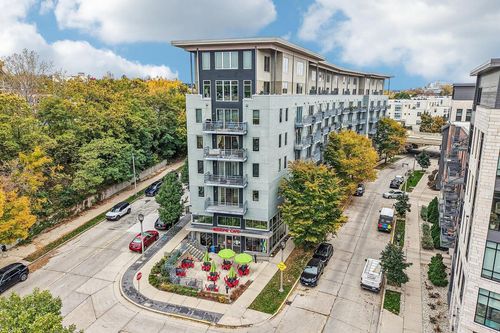 103-2080 N Commerce St, Milwaukee, WI, 53212-3476 | Card Image