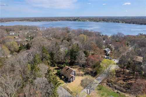 21 Smith Street, Bristol, RI, 02809 | Card Image