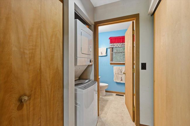 1st Floor Bedroom w/Laundry and full bathroom | Image 19
